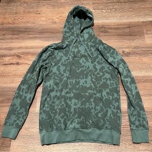 Gymshark Green Camouflage Woman’s Hoodie Small